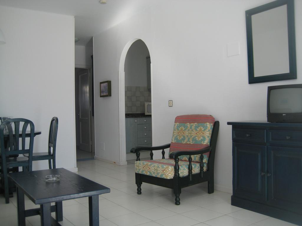 Atlantis Las Lomas Puerto del Carmen  Exterior photo